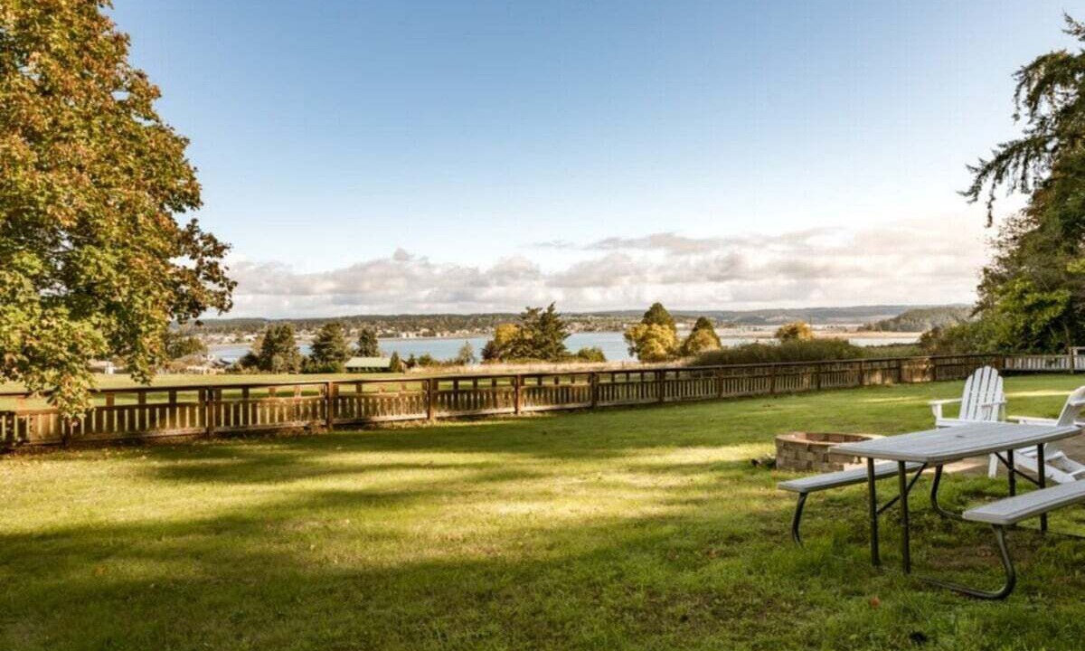 Photo of Outdoor in Oak Harbor