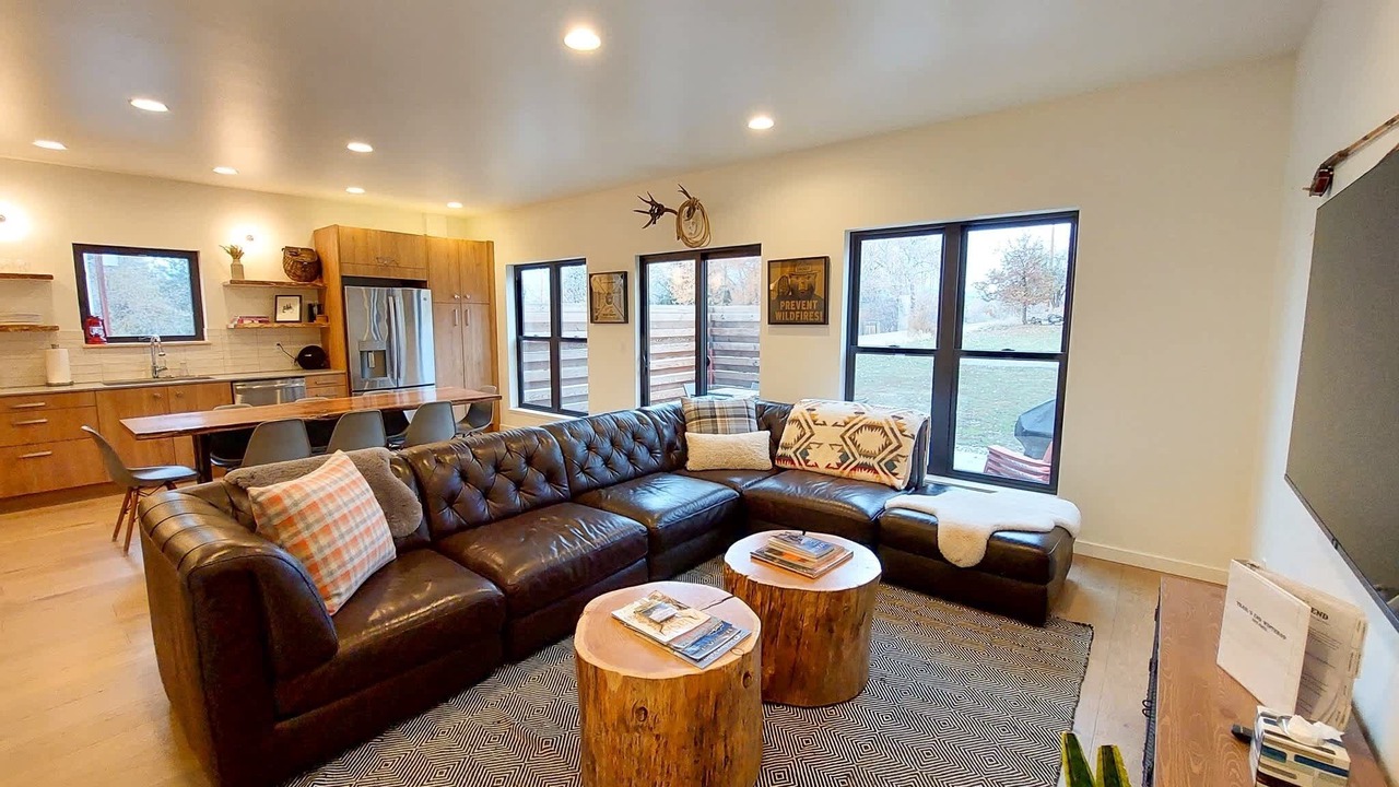 Photo of Livingroom in Winthrop