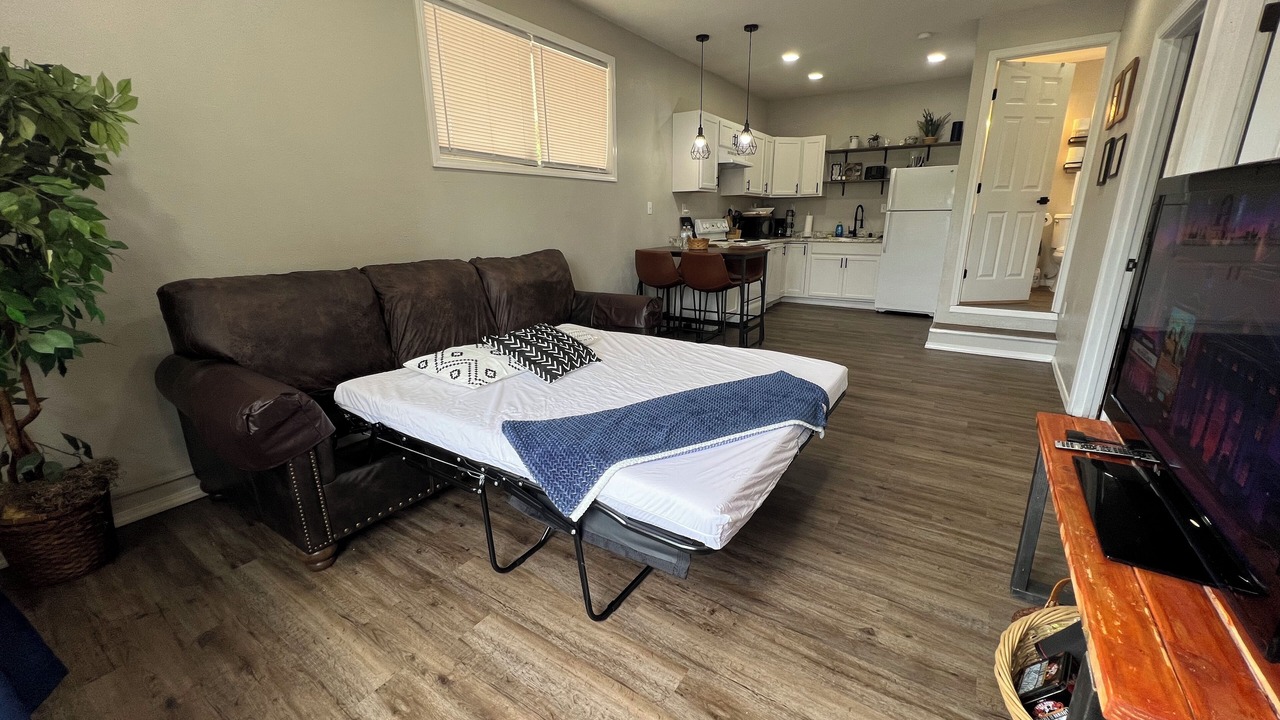 Photo of Livingroom in Parkland
