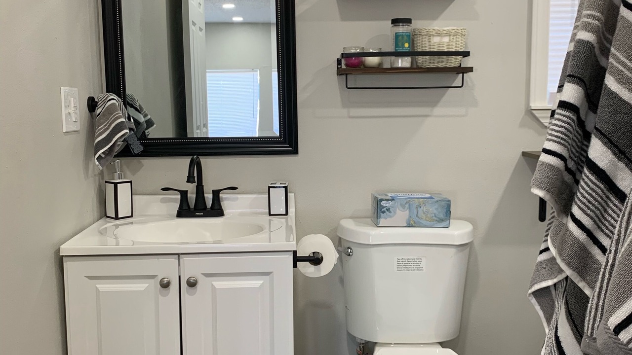 Photo of Bathroom in Parkland