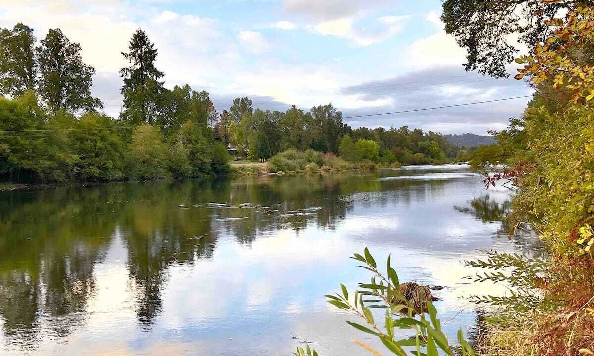 Photo of Outdoor in Roseburg