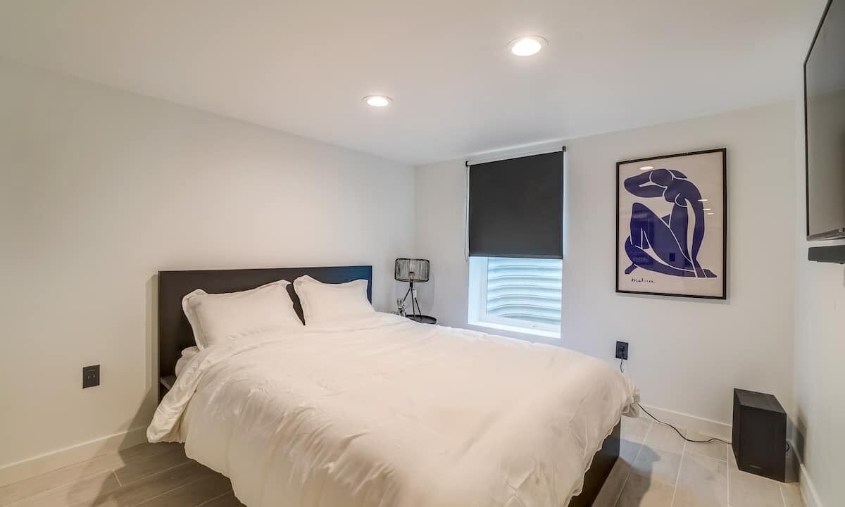 Photo of Bedroom in King