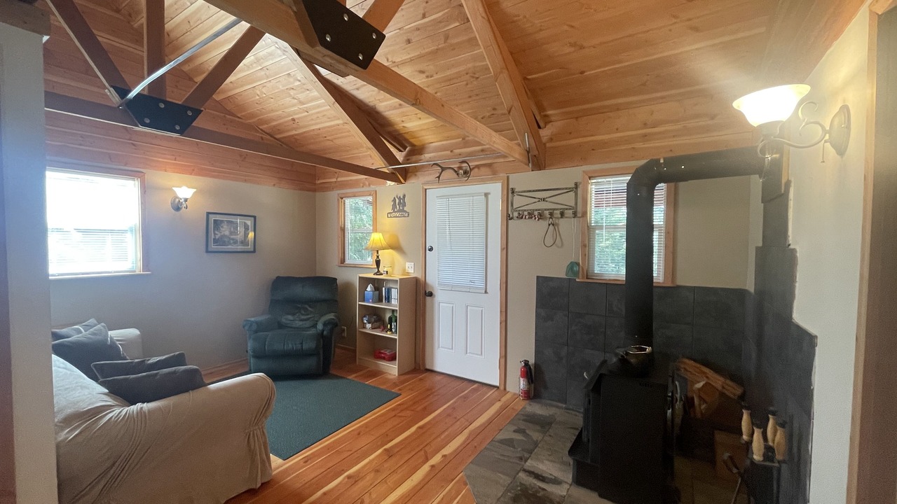 Photo of Livingroom in Oroville