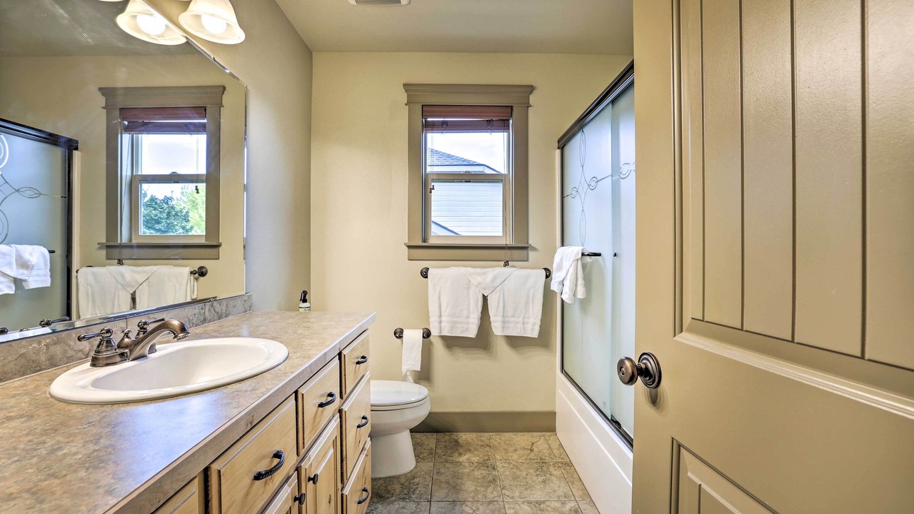 Photo of Bathroom in Southwest Ada County Alliance