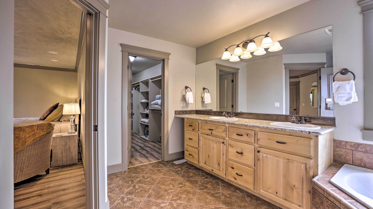 Photo of Bathroom in Southwest Ada County Alliance
