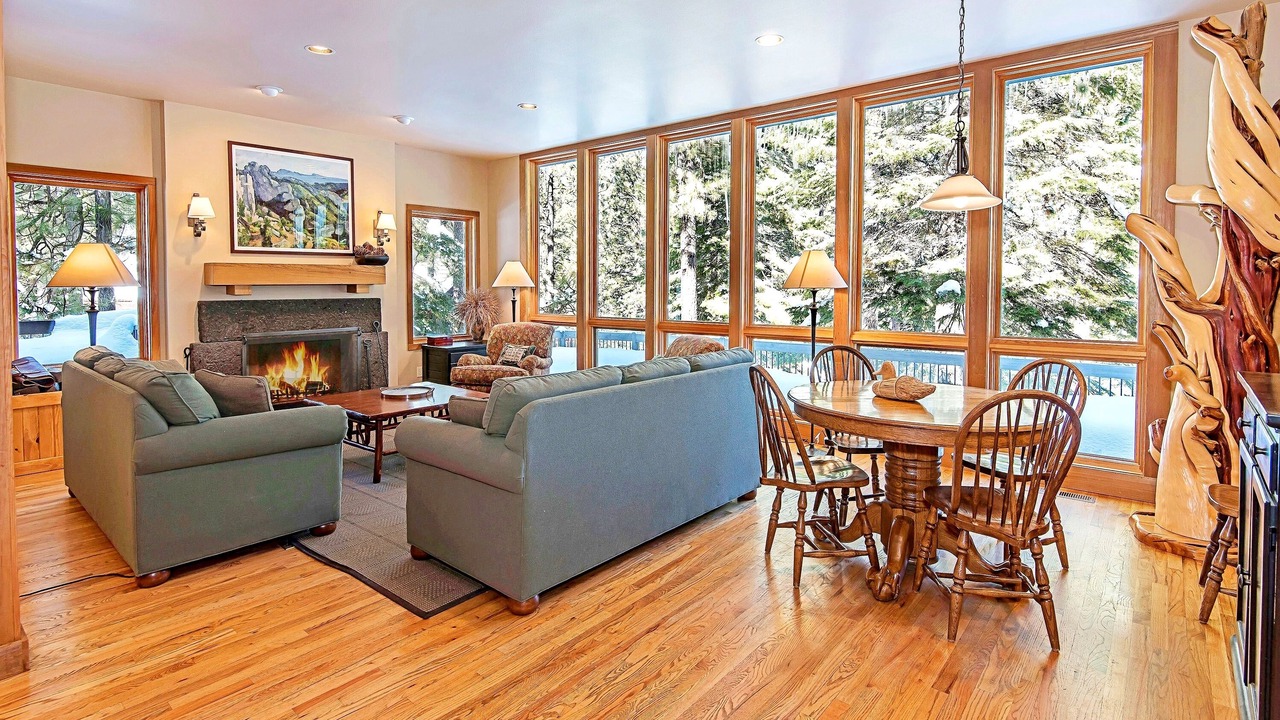 Photo of Bedroom in Black Butte Ranch