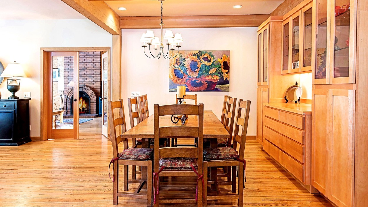 Photo of Bedroom in Black Butte Ranch