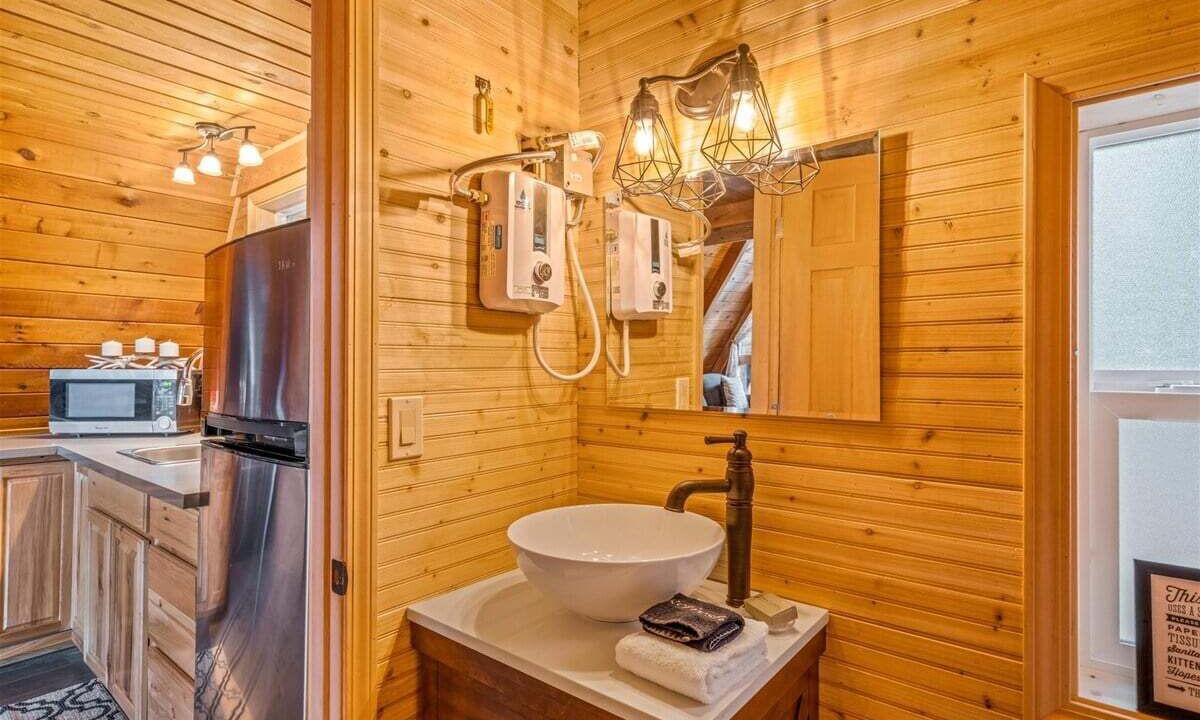 Photo of Bathroom in Leavenworth