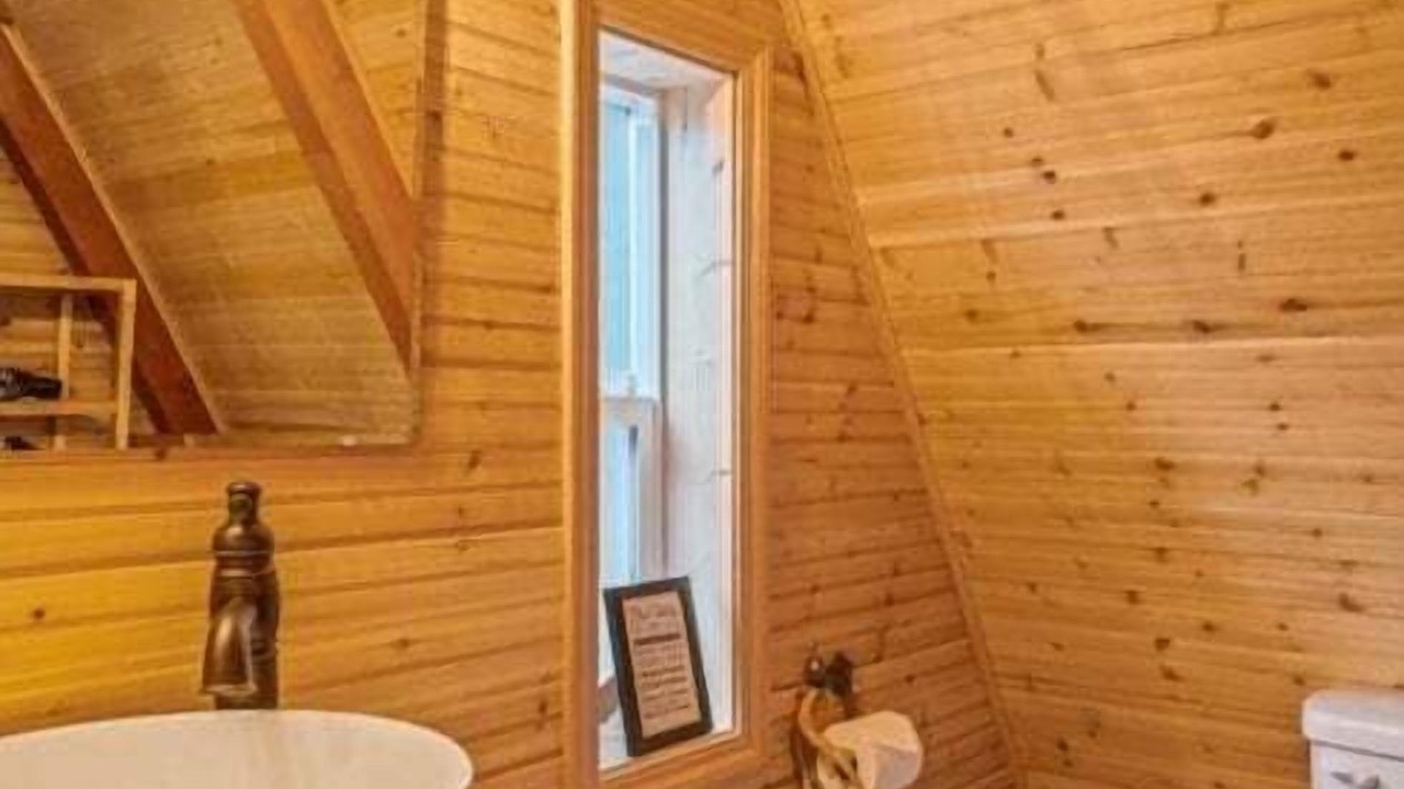Photo of Bathroom in Leavenworth