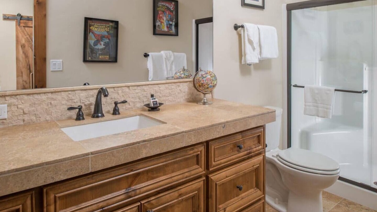 Photo of Bathroom in Sunriver