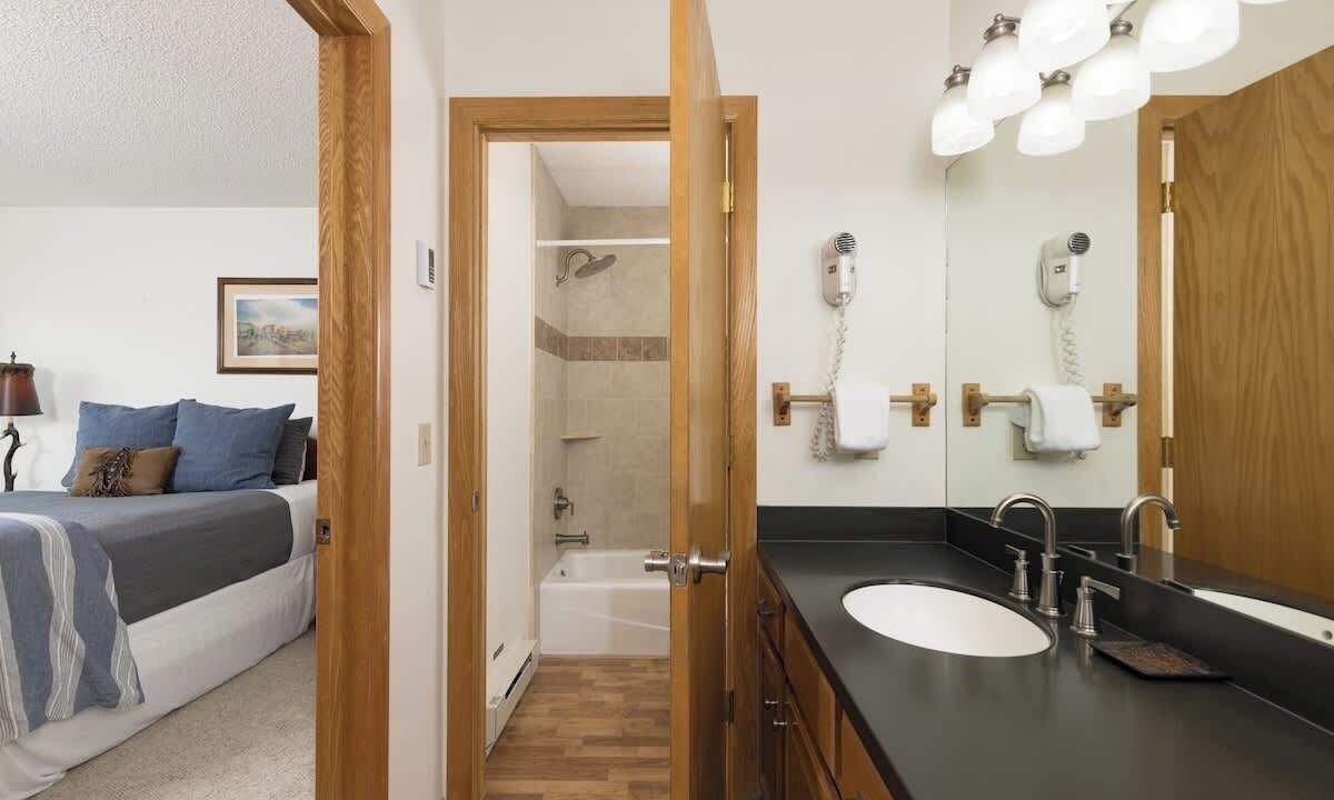 Photo of Bathroom in Big Sky