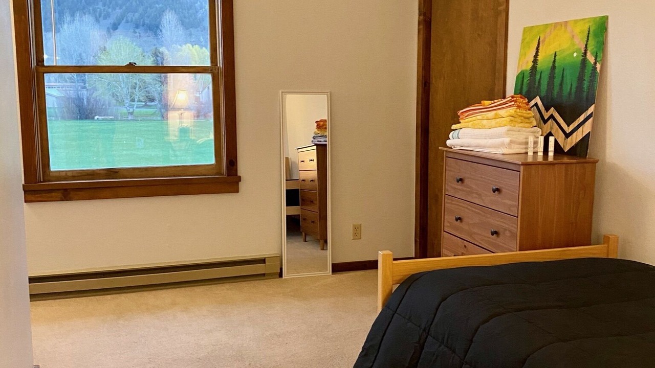 Photo of Bedroom in Jackson