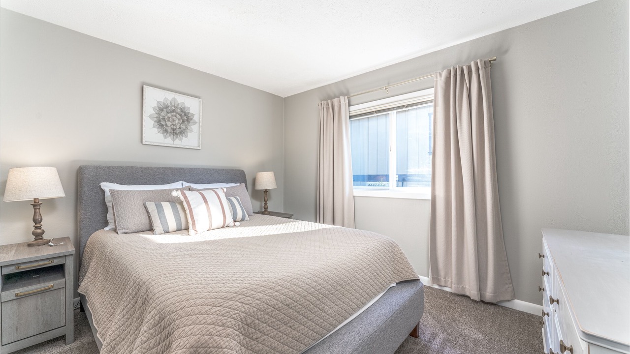 Photo of Bedroom in Quincy