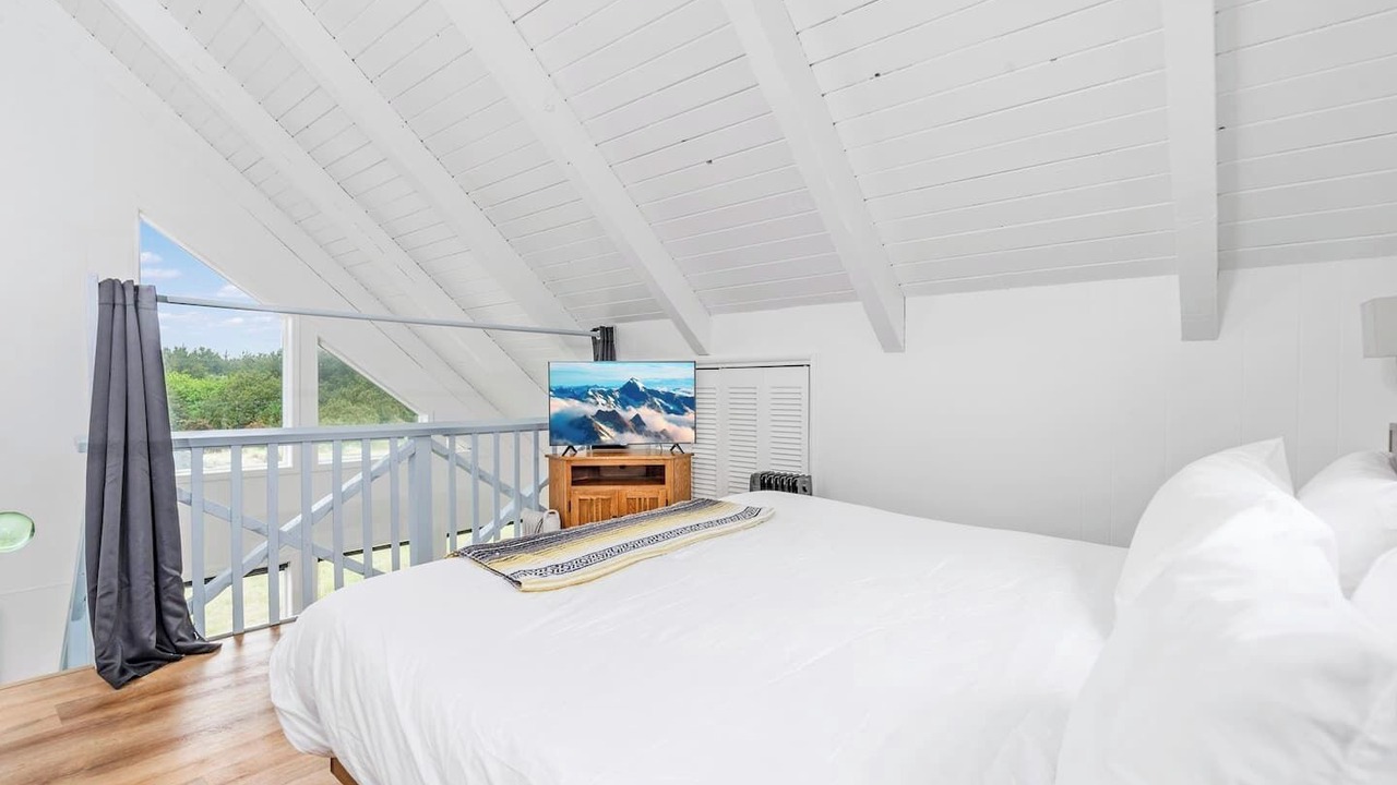 Photo of Bedroom in Ocean Shores
