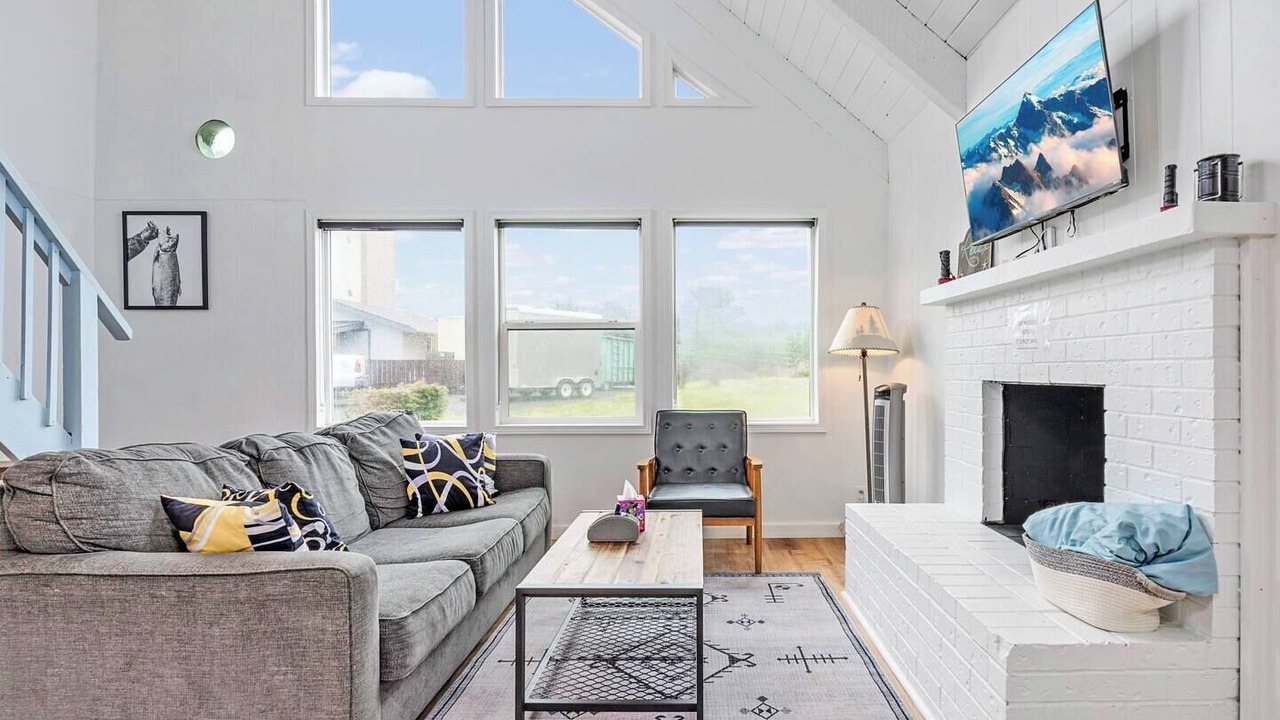Photo of Livingroom in Ocean Shores