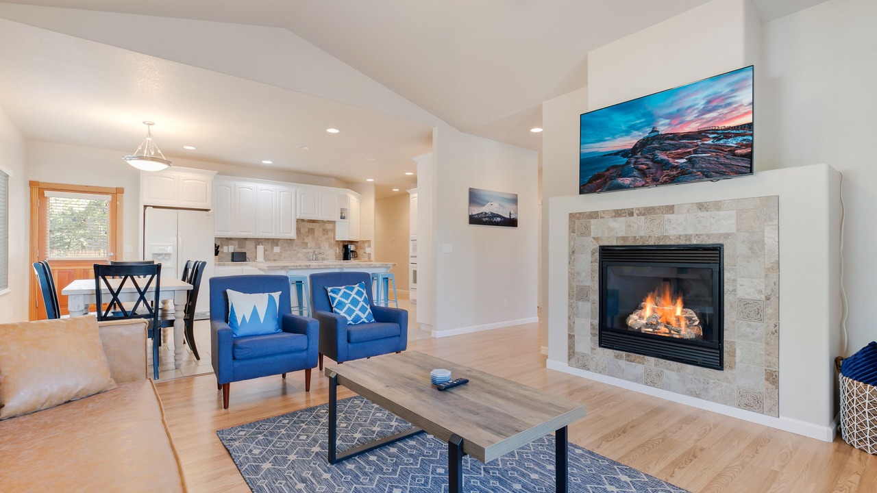 Photo of Livingroom in Sisters