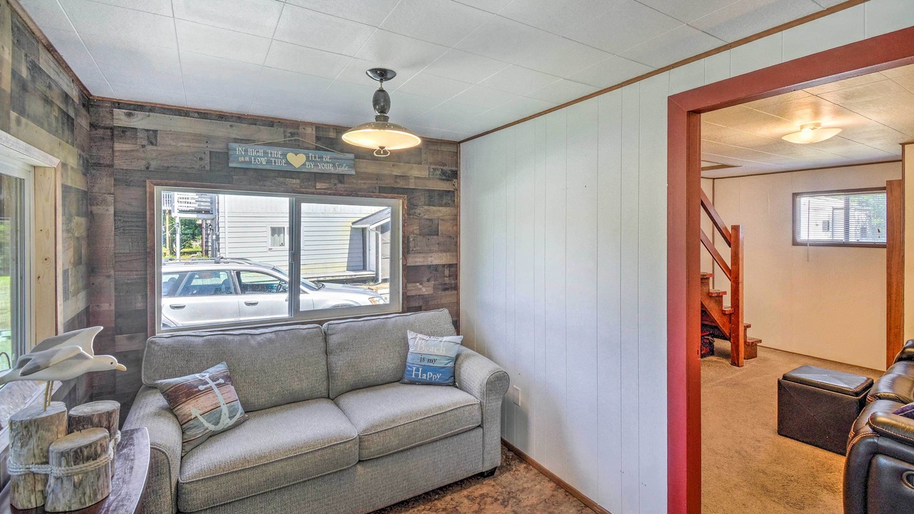 Photo of Livingroom in Grayland