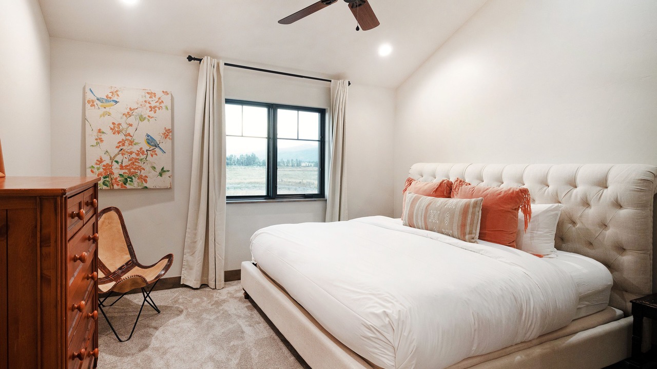 Photo of Bedroom in Victor