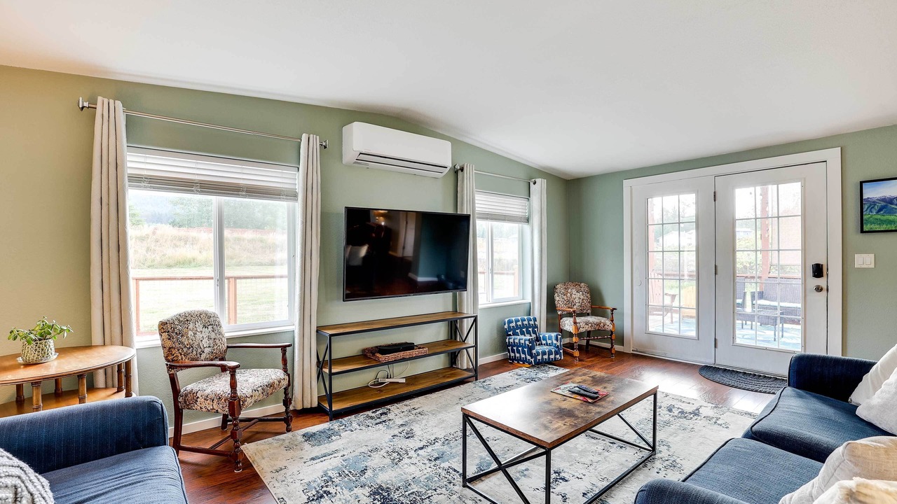Photo of Livingroom in Sequim