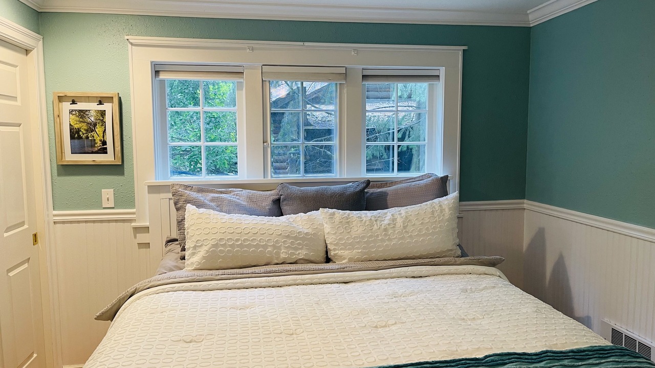 Photo of Bedroom in Hayden Lake