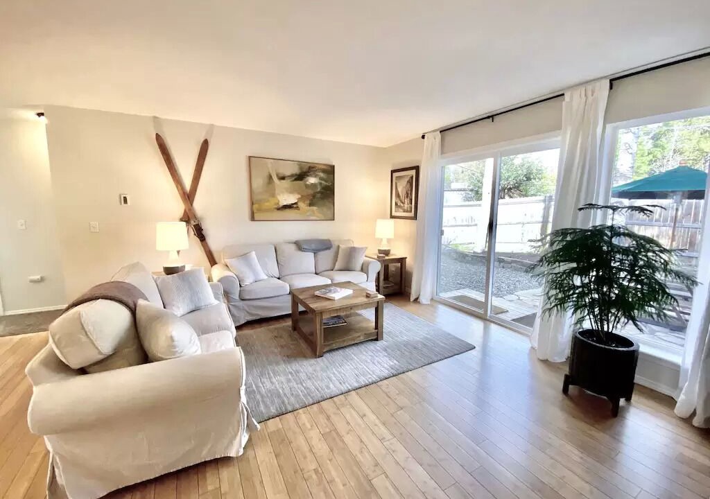 Photo of Livingroom in McCall