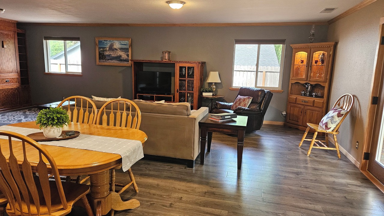 Photo of Livingroom in Grants Pass