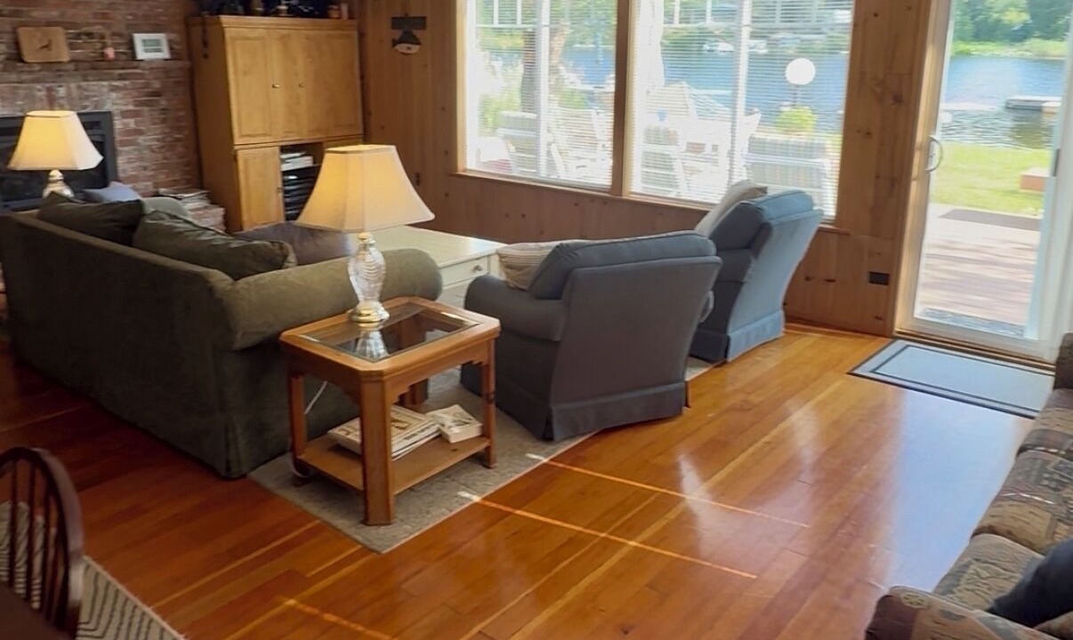 Photo of Livingroom in Newport