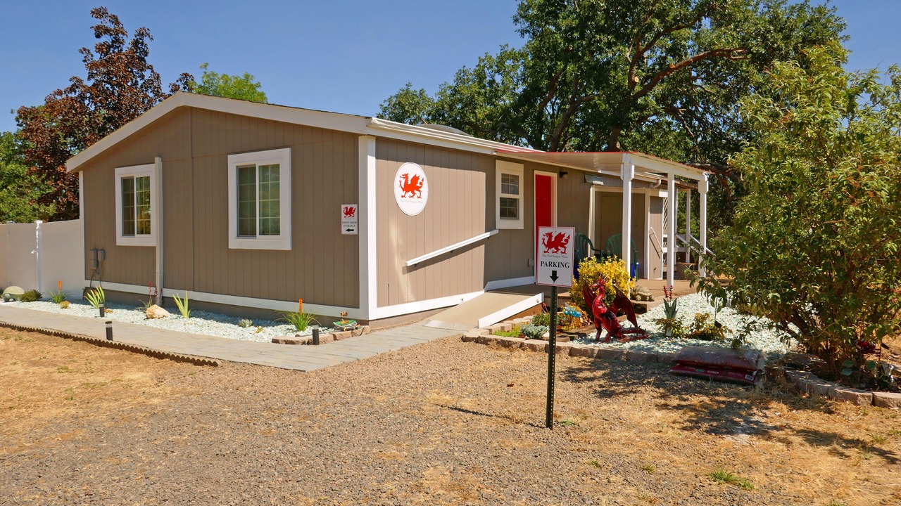 Photo of Outdoor in Ashland