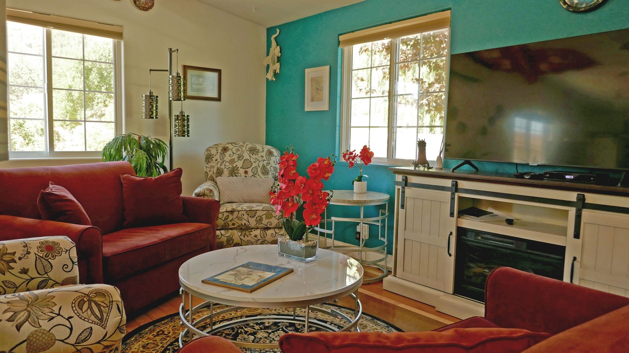 Photo of Livingroom in Ashland