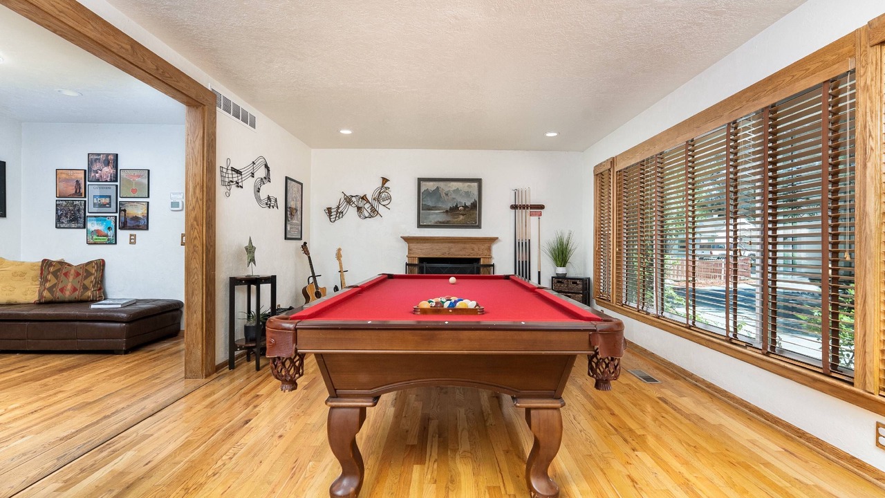 Photo of Bedroom in Central Rim