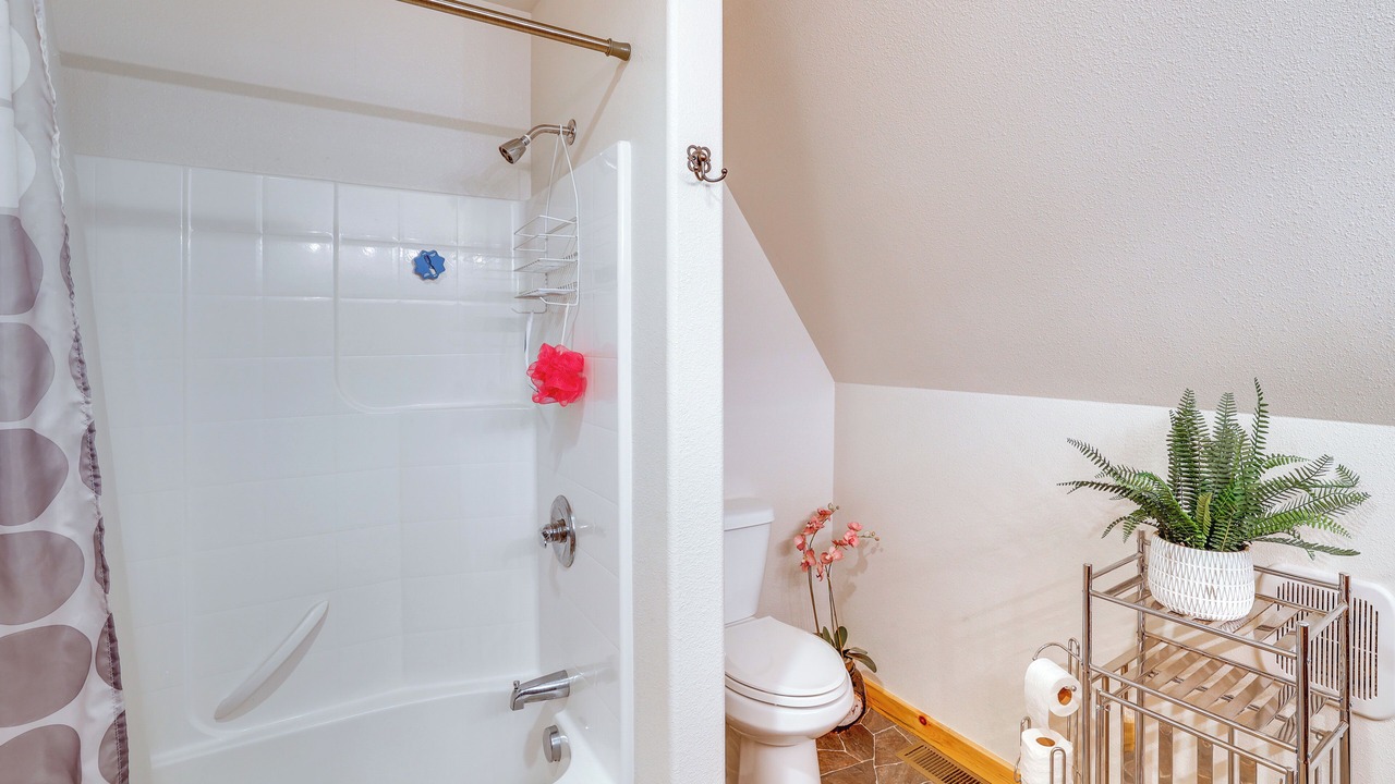 Photo of Bathroom in Dixie