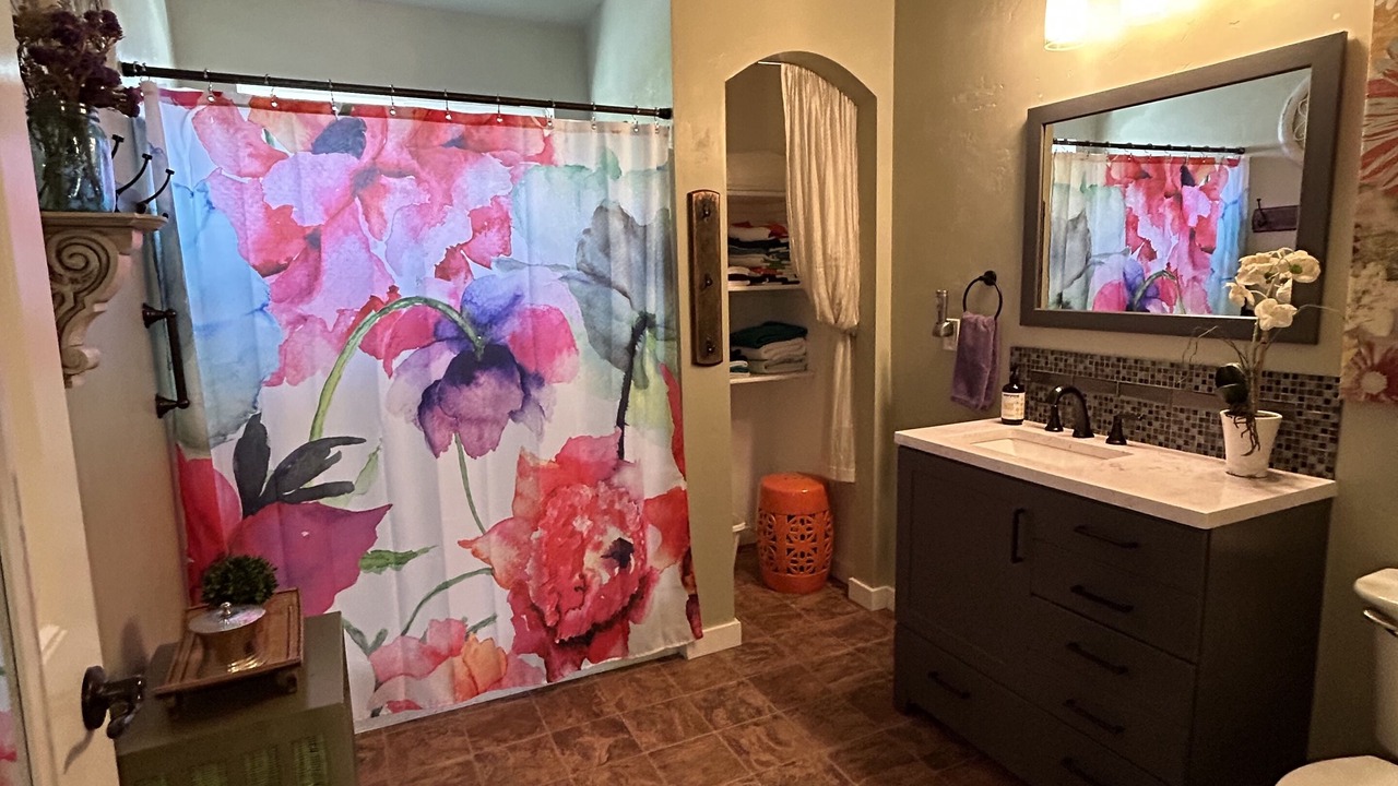 Photo of Bathroom in Veterans Park