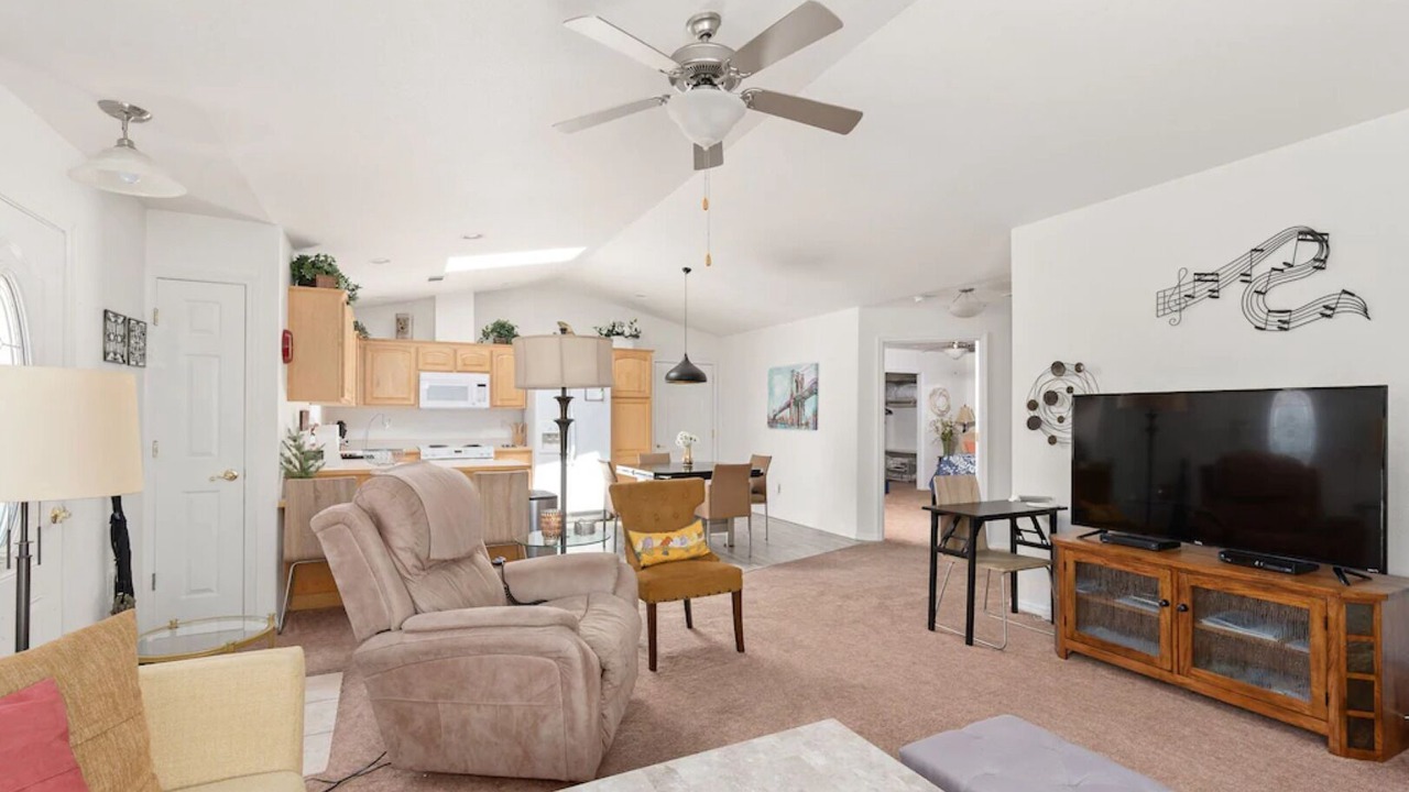 Photo of Bedroom in Grants Pass