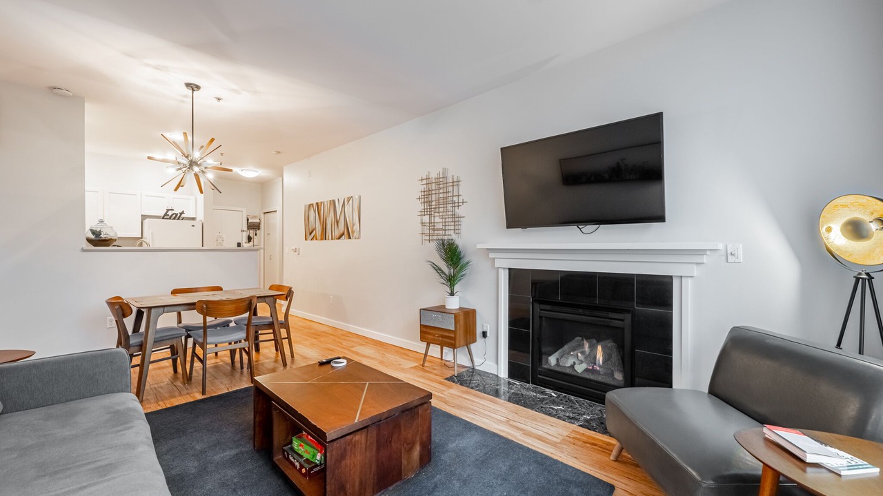 Photo of Livingroom in Belltown