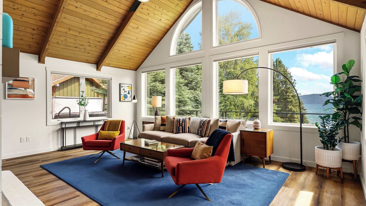 Photo of Bedroom in Sandpoint