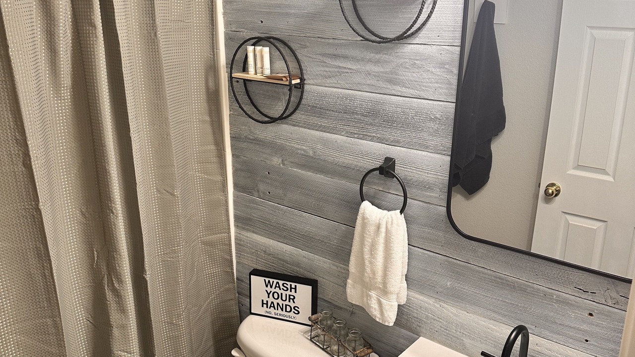 Photo of Bathroom in Southwest Ada County Alliance