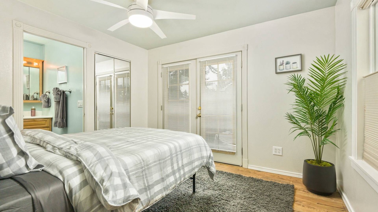 Photo of Bedroom in Newberg