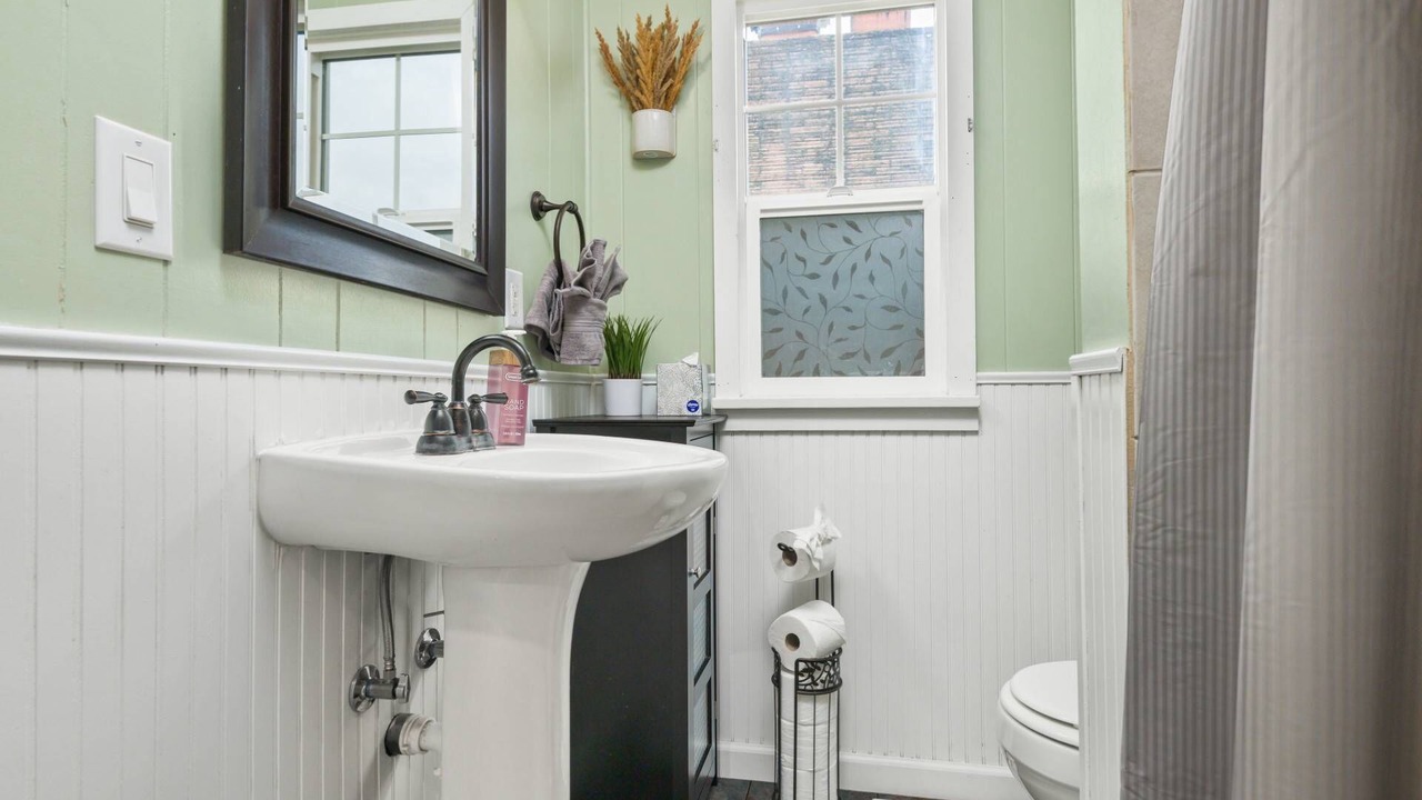Photo of Bathroom in Newberg