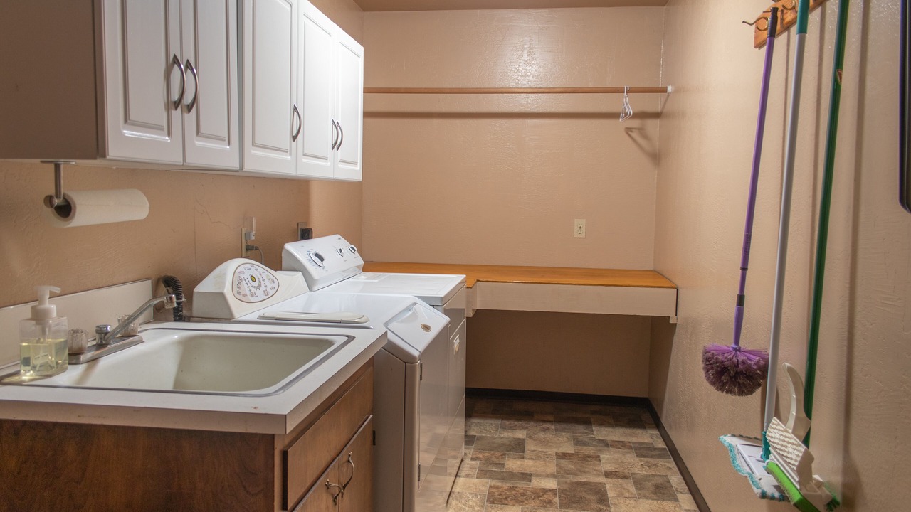 Photo of Kitchen in Cave Junction