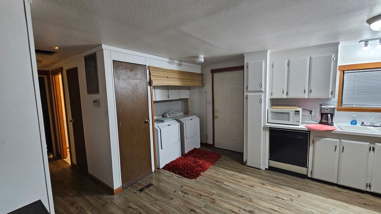 Photo of Kitchen in Sunland Estates