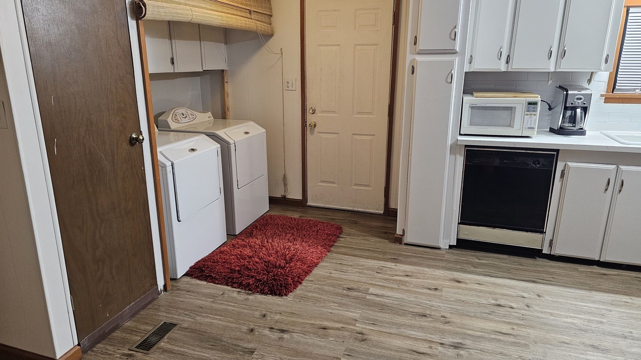 Photo of Kitchen in Sunland Estates