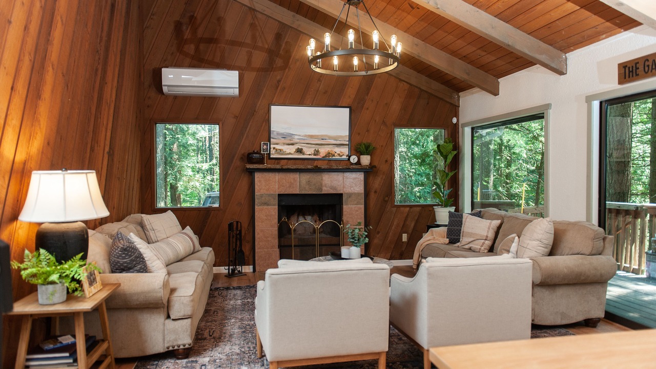 Photo of Livingroom in Sudden Valley