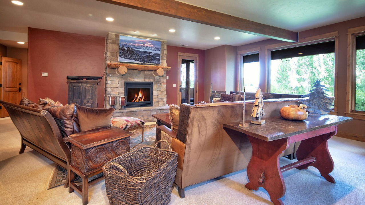 Photo of Livingroom in Victor