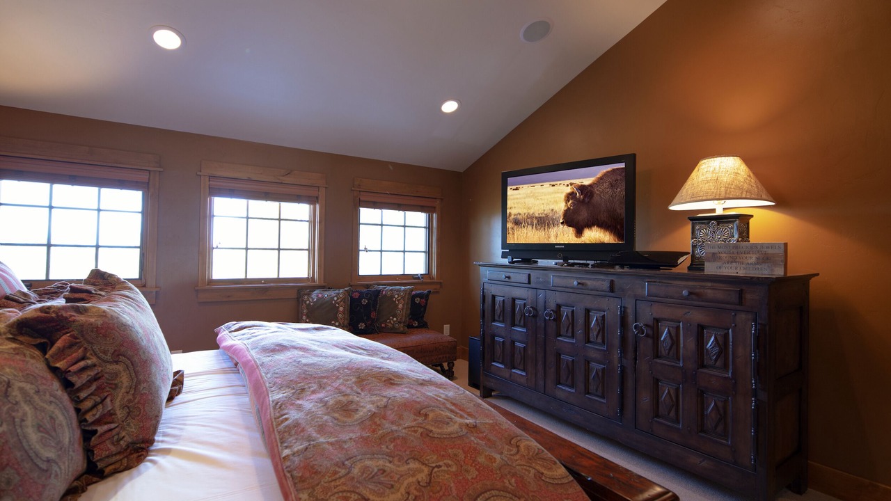 Photo of Bedroom in Victor