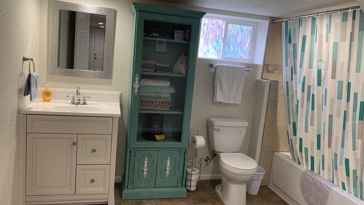Photo of Bathroom in Klamath Falls
