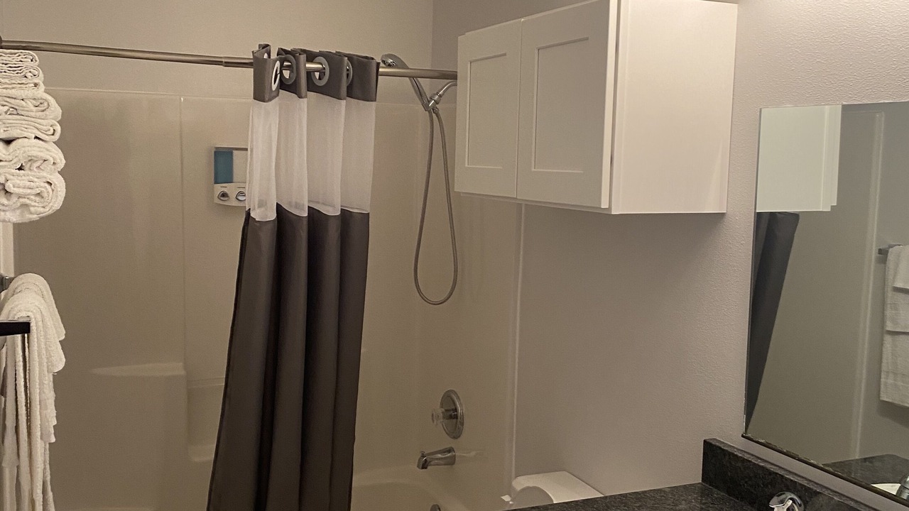 Photo of Bathroom in Davenport