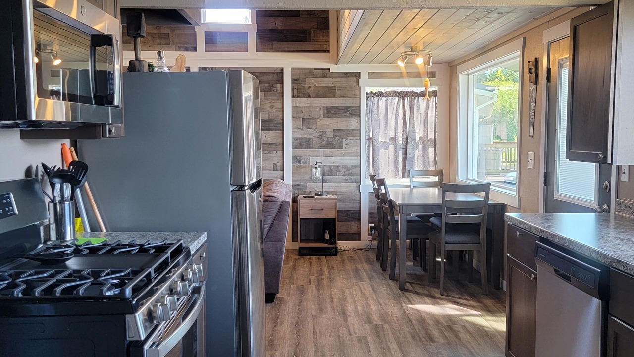 Photo of Kitchen in Amanda Park