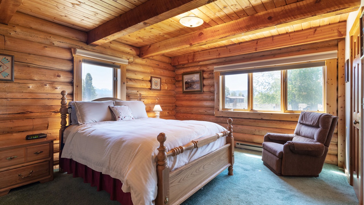 Photo of Bedroom in Jackson