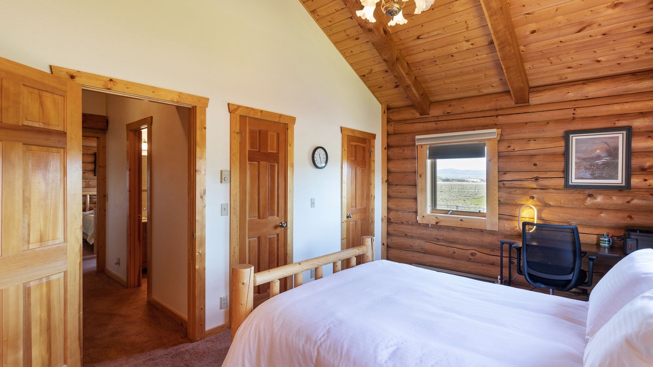 Photo of Bedroom in Jackson