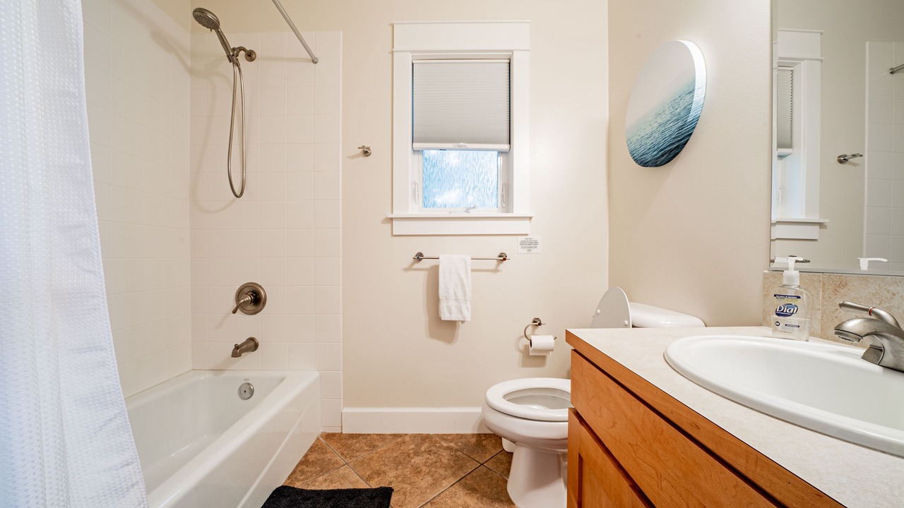 Photo of Bathroom in Coupeville
